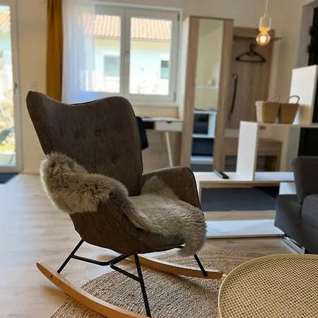 Moderne Zum Wohlfuehlen Appartement Lindenberg im Allgäu
